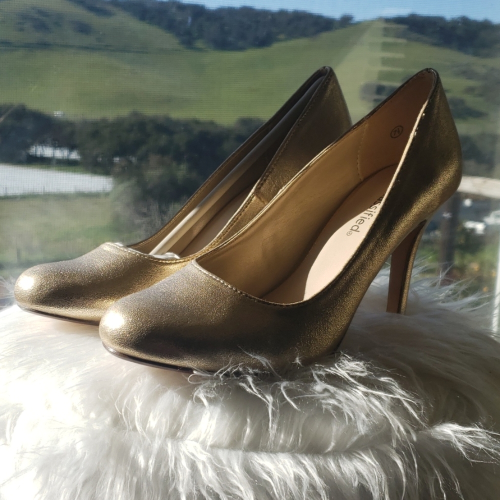 Gold heels
